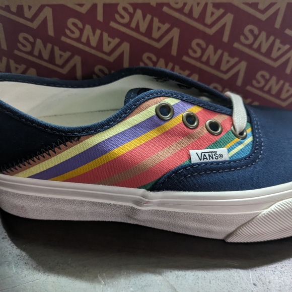 Vans Authentic SF Retro Stripes Women Size 5 Dress Blue Classic Beach Shoe 0124 - Picture 8 of 11